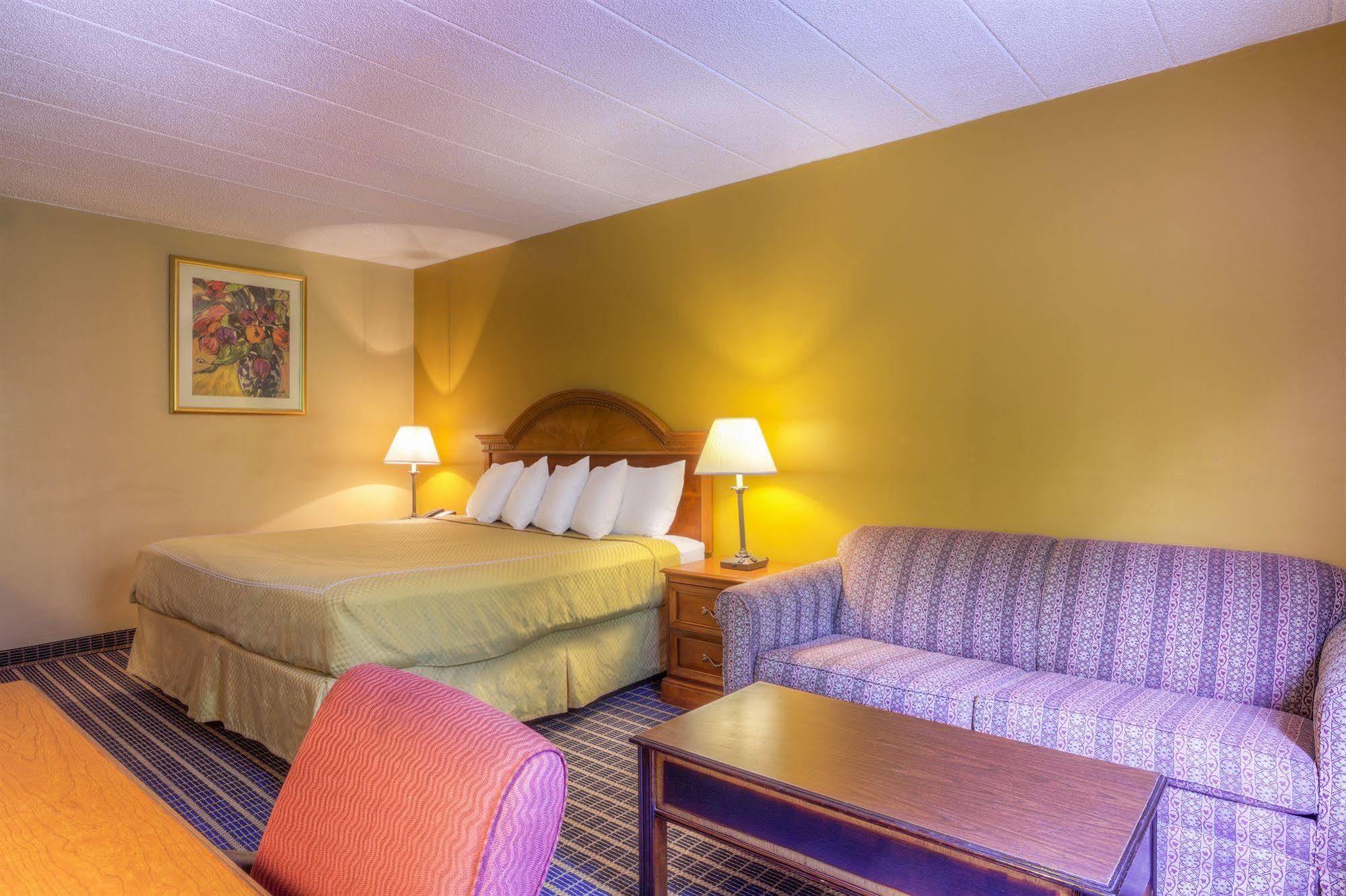 Rodeway Inn Андерсон Экстерьер фото